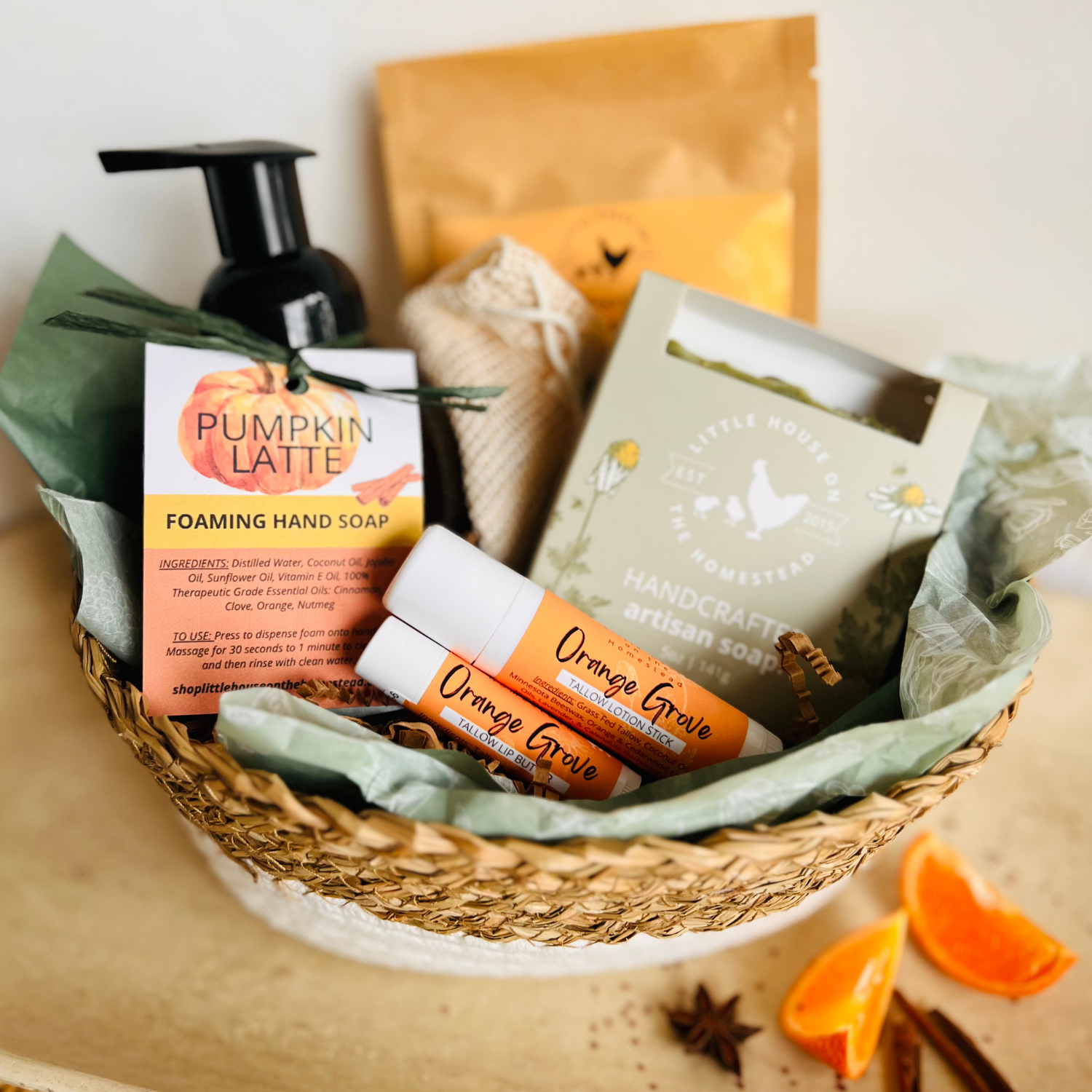 Pumpkin Latte Luxury Gift Set – Fall Self-Care Basket